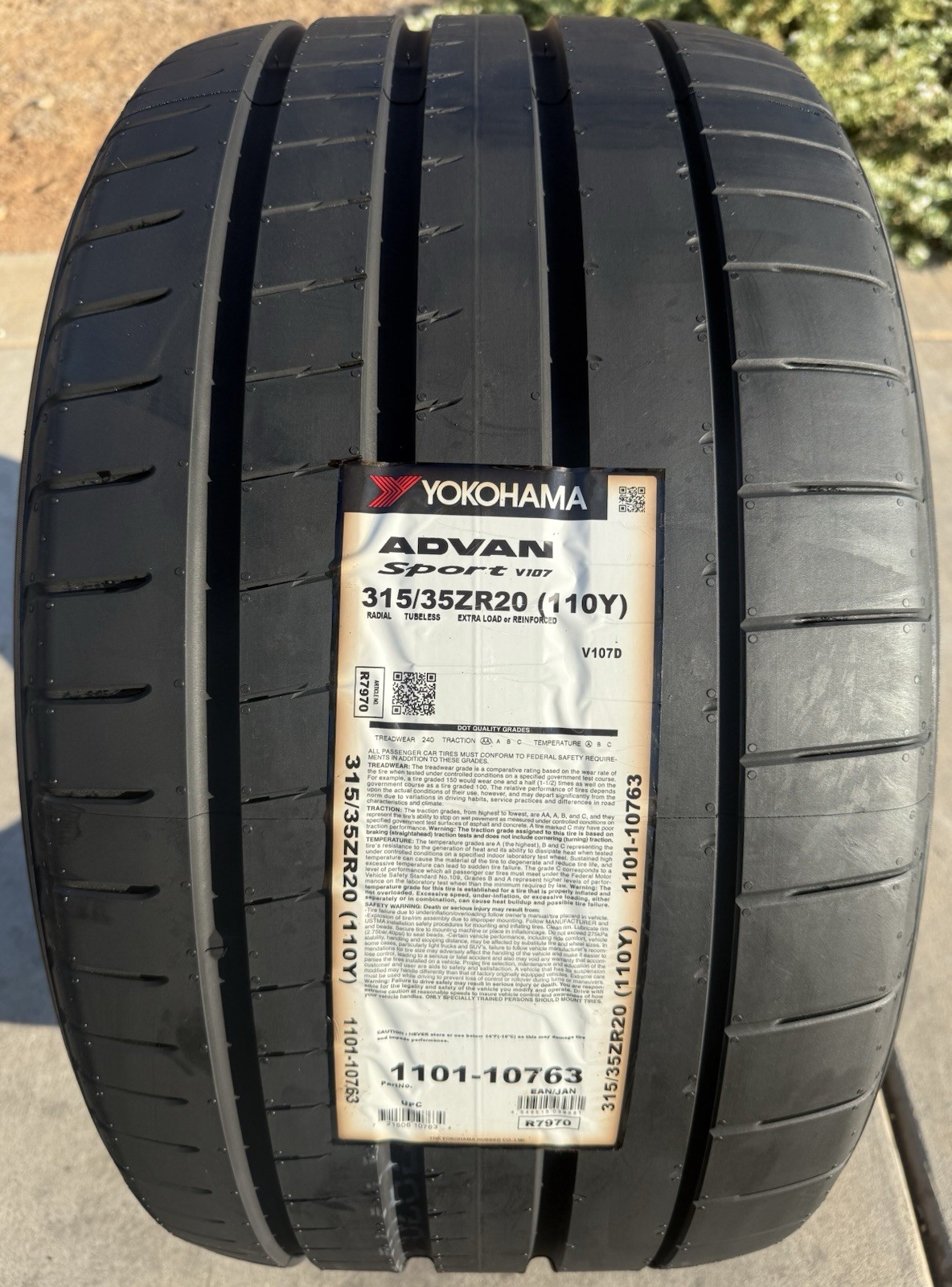 Set of TWO BRAND NEW 315/35ZR20 110Y Yokohama ADVAN Sport V107 Tires 3153520