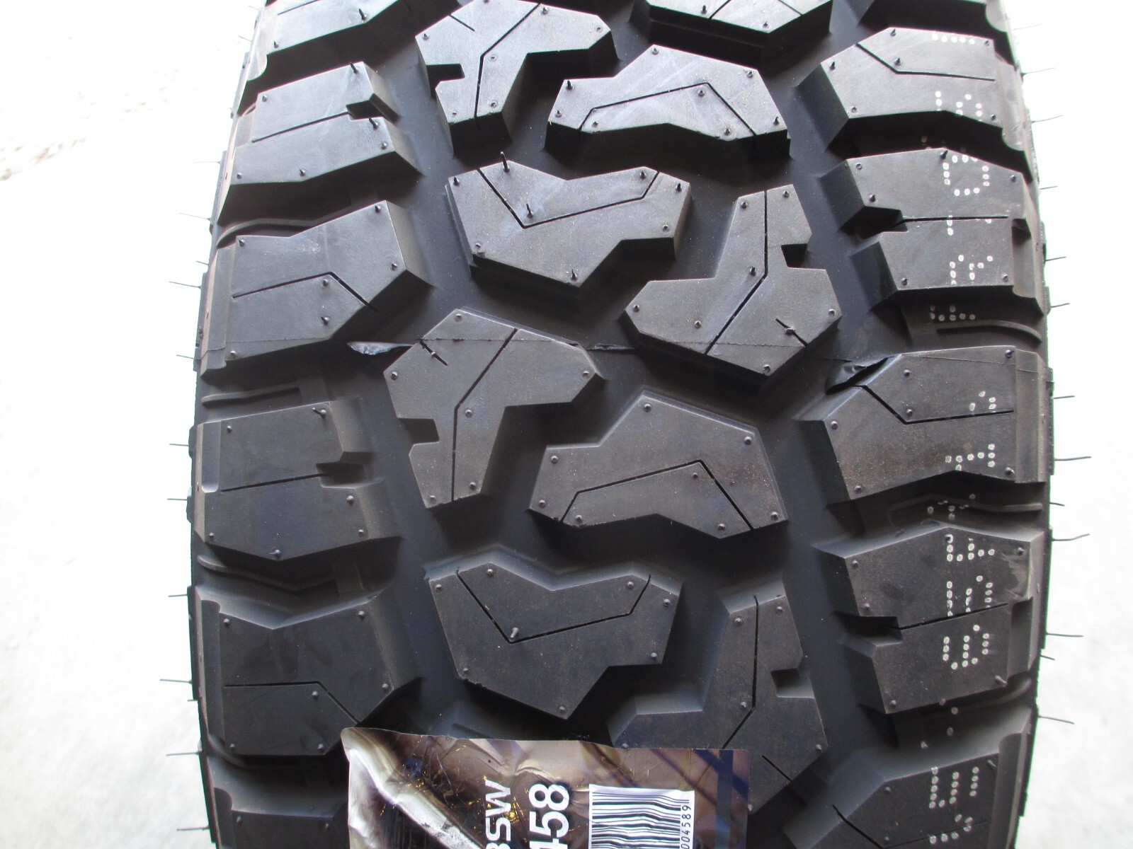 4 New LT 305/55R20 Blackhawk Ridgecrawler R/T Tires 55 20 3055520 R20 12 Ply F
