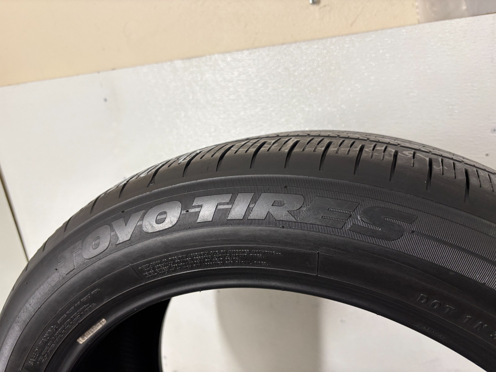 NO SHIPPING ONLY LOCAL PICK UP 2 Tires 275 45 21 Toyo Open Country A50