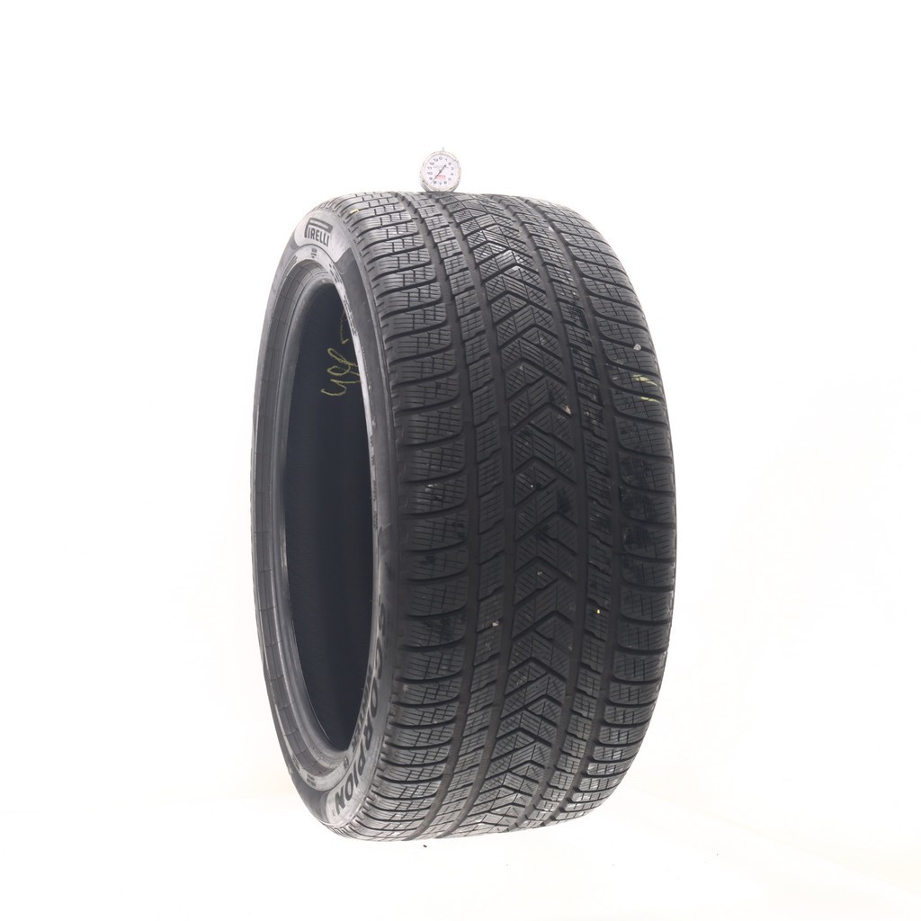 Used 325/35R22 Pirelli Scorpion Winter MO1 114V – 8.5/32