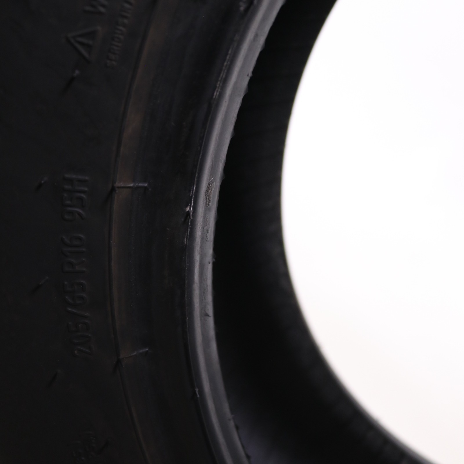 Set of 4 Used 205/65R16 BFGoodrich Advantage Control – 95H – 9.5-10.5/32