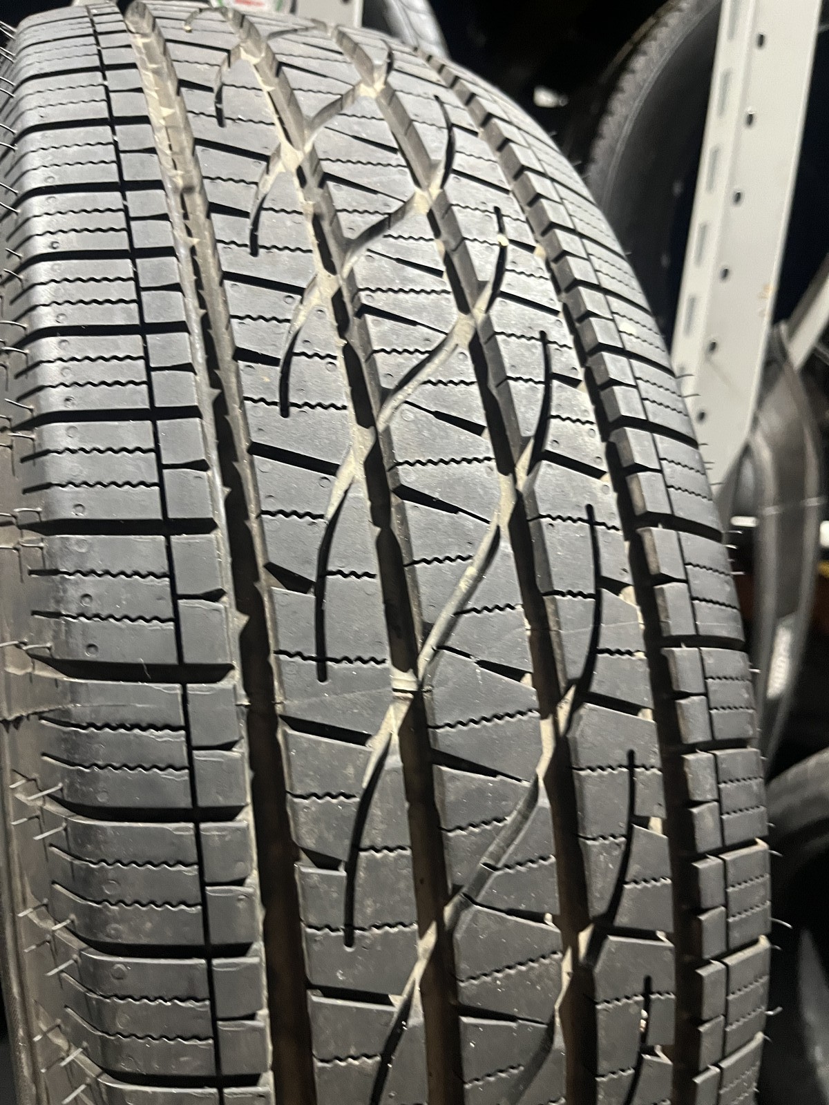 1 Tire Firestone Destination LE3 255/70R17 112T DOT.5225 9.75/32 NO Patch