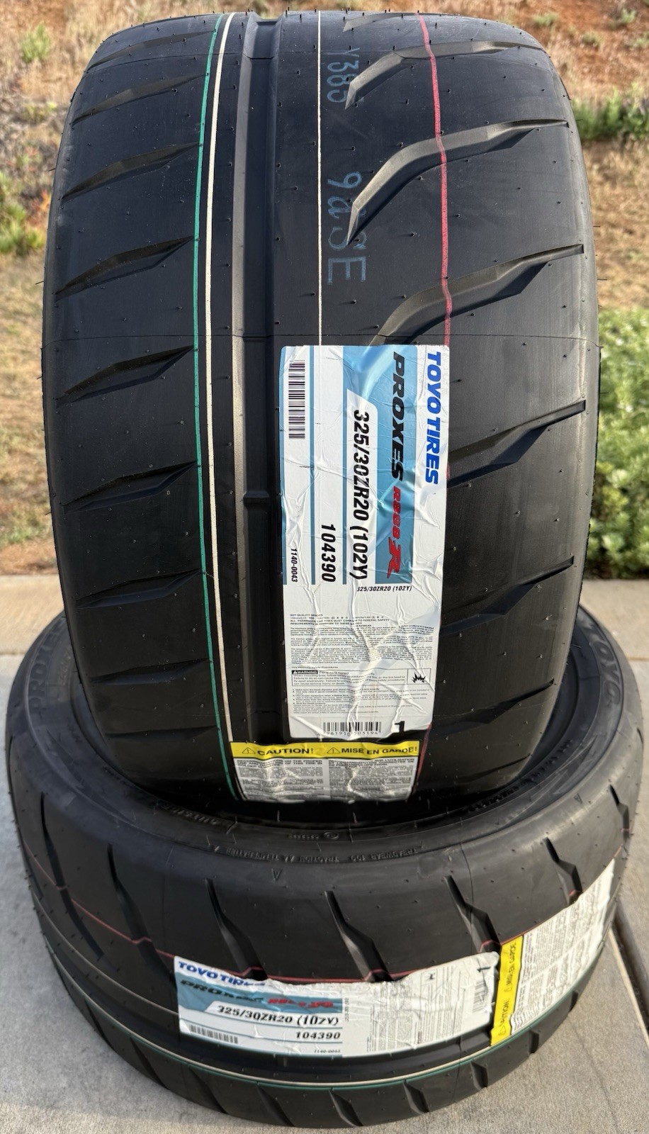 TWO BRAND NEW 325/30ZR20 (102Y) Toyo R888R Streetable Track & Competition Tires