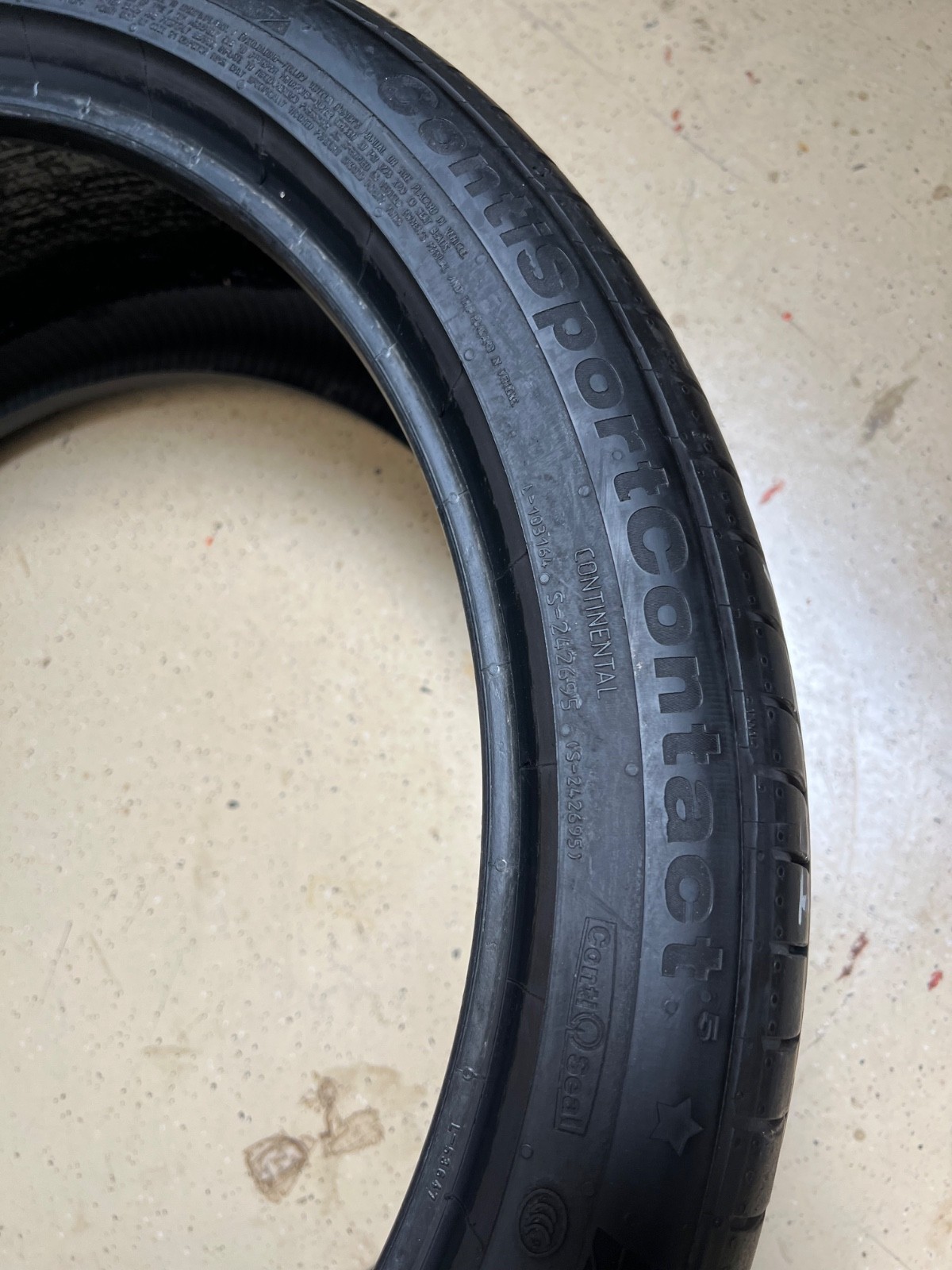 1 – NO REPAIRS 285/35R21 XL (105Y) Continental ContiSportContact 5 (*) – 7055