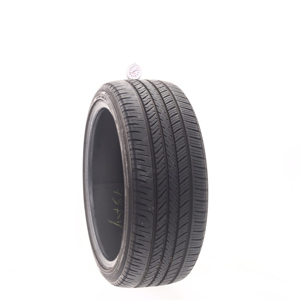 Set of (4) Used 235/40R19 Yokohama YK-GTX 96V – 8.5-9/32