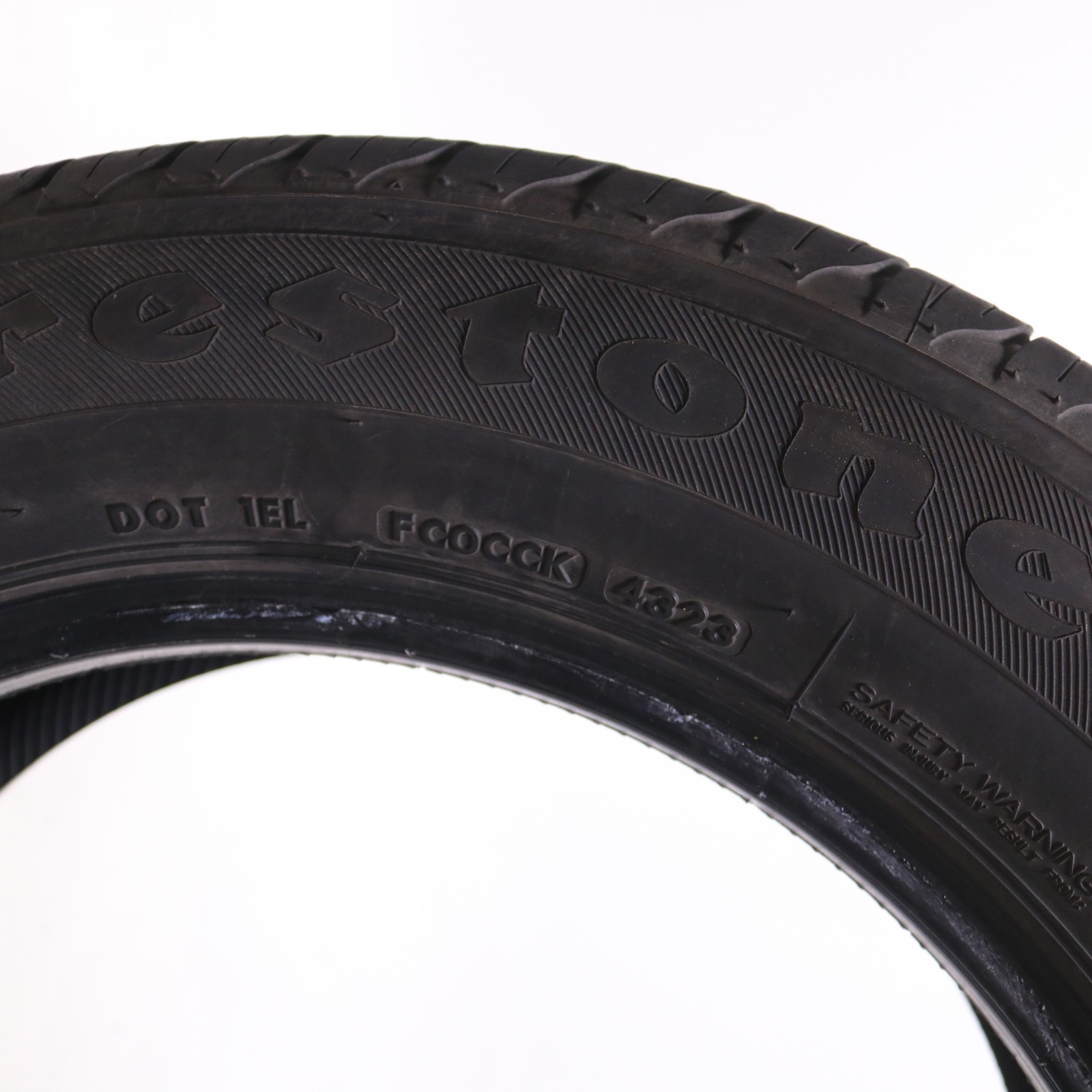Set of 4 Used 225/60R17 Firestone All Season – 99T – 8-8.5/32