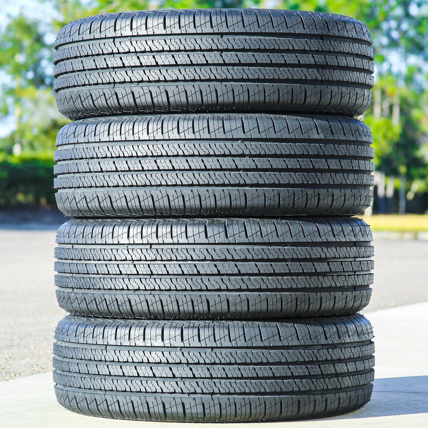 4 Tires 235/65R18 Lexani LXHT-206 AS A/S All Season 104T