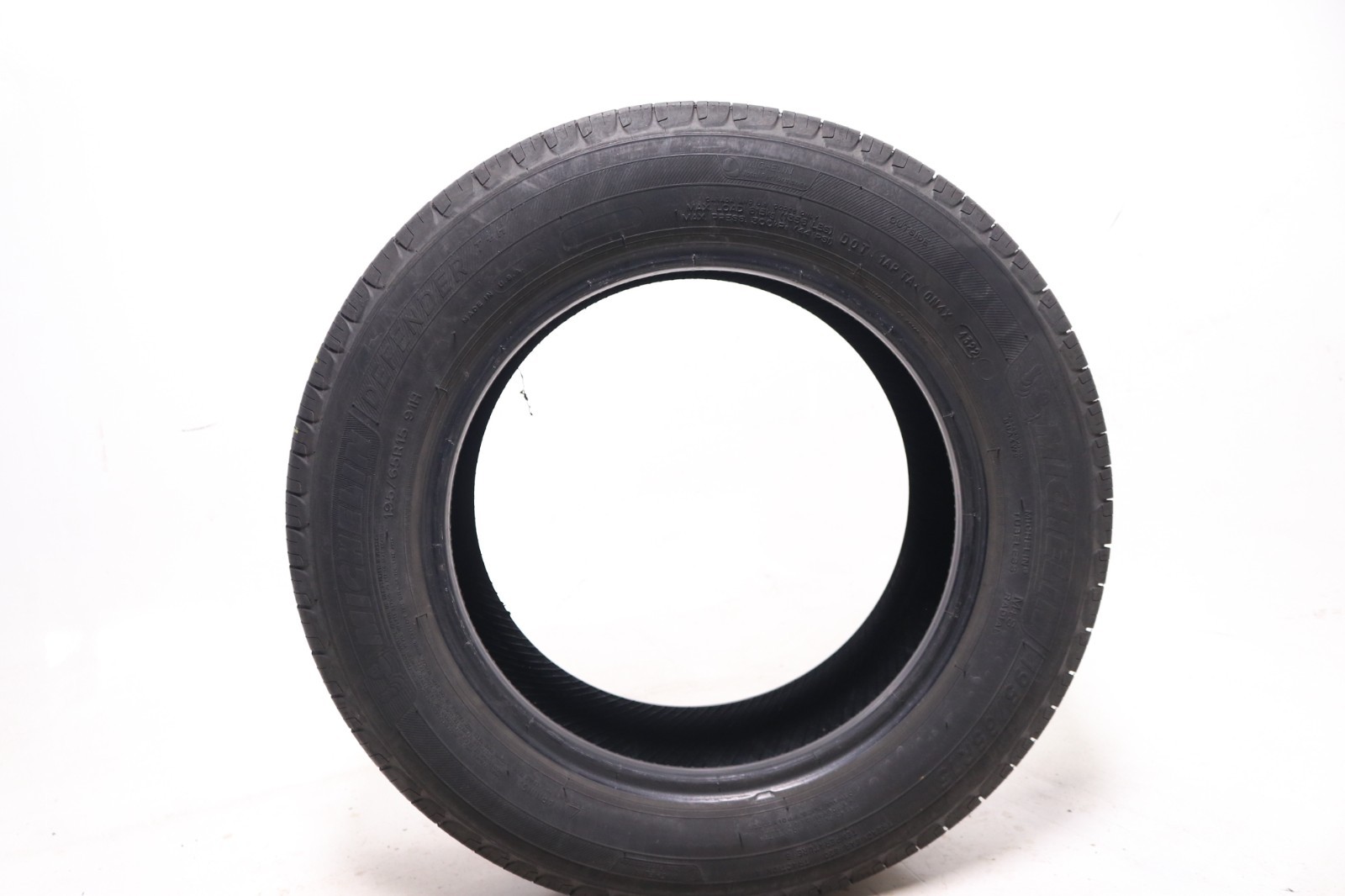 Set of 4 Used 195/65R15 Michelin Defender T+H – 91H – 7-8/32