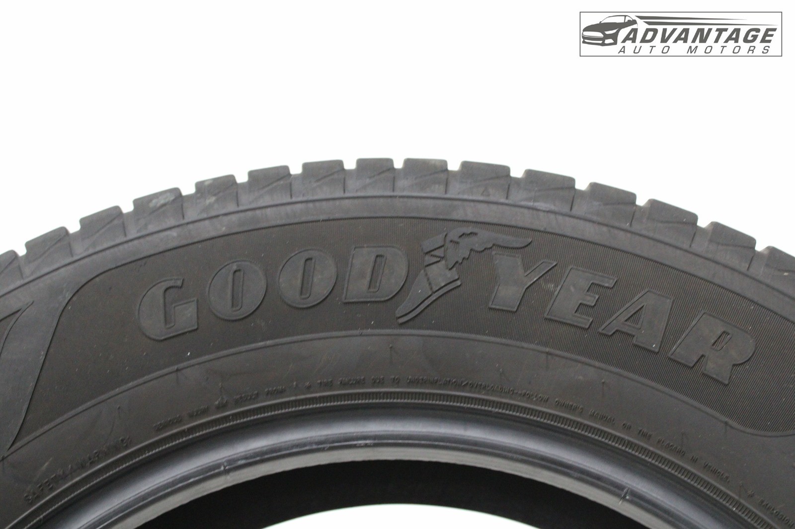 2021-2022 CHEVROLET BLAZER FWD WHEEL TIRE GOOD YEAR 235/65 106H R18 7/32 OEM