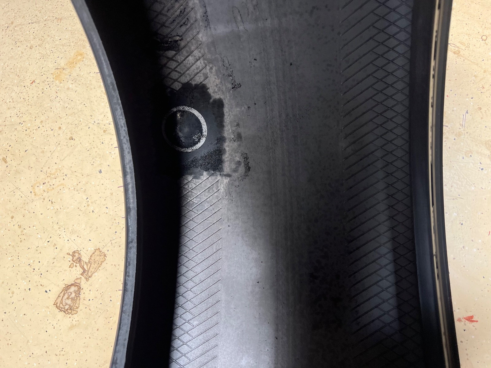 1 – NO REPAIRS 275/35R18 (95W) Falken Azenis RT615K + – 5046