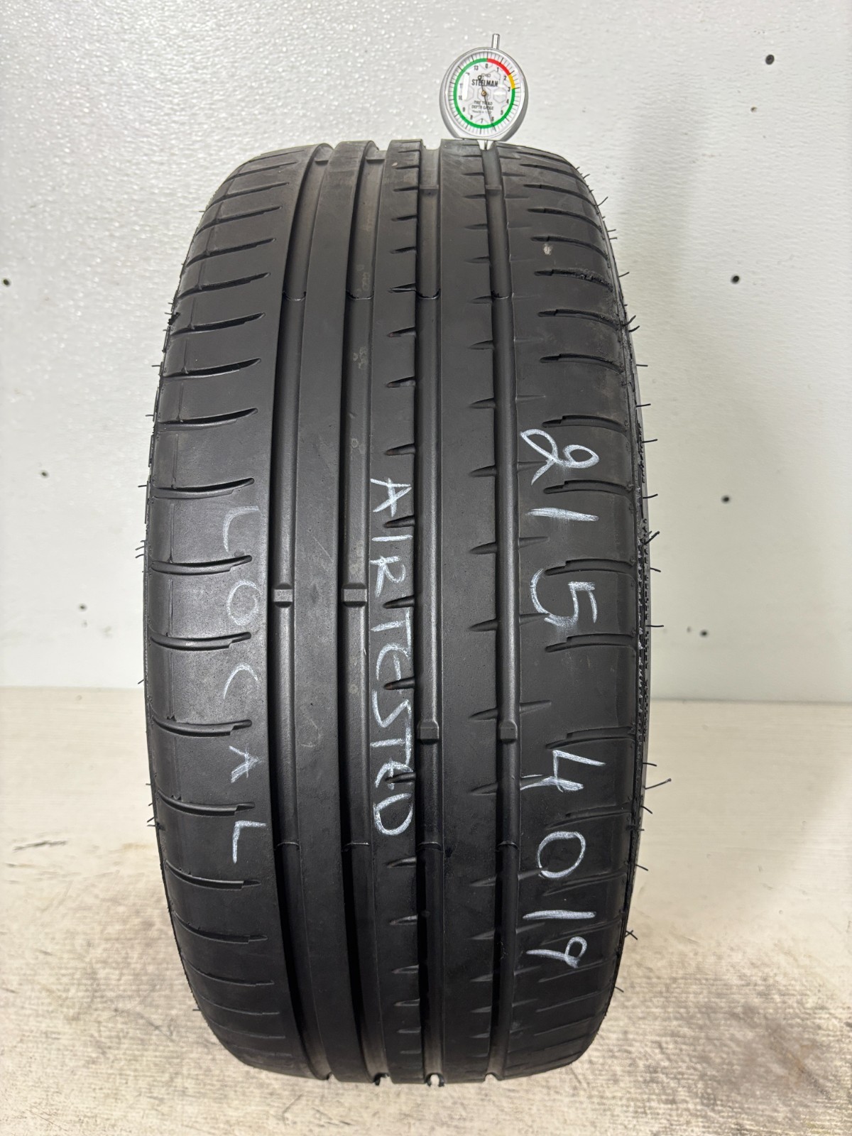 NO SHIPPING ONLY LOCAL PICK UP 1 Tire 215 40 19 Accelera Phi (60-75% tread)