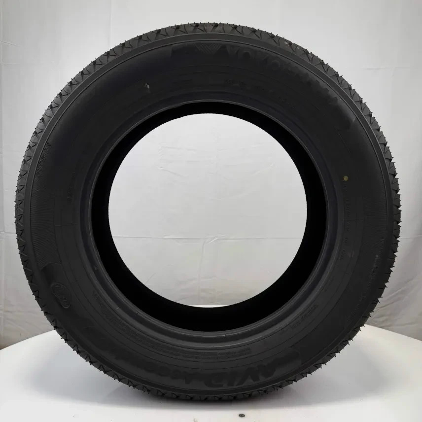 Used 225/60R17 Yokohama Avid Ascend GT 99V 11/32 (DOT 25)