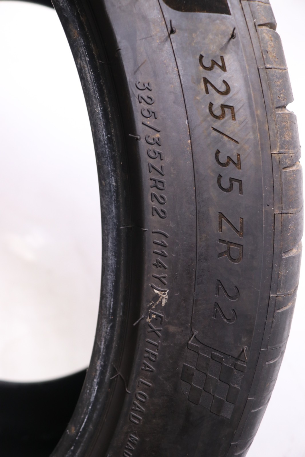 Set of 2 Used 325/35ZR22 Michelin Pilot Sport 4 S MO1 – 114Y – 7-8/32