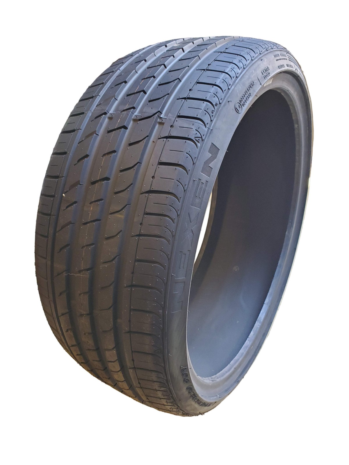 NOS NEXEN N FERA SU1 BSW P 225 35 20 90Y XL UHP TIRE 14101NXK