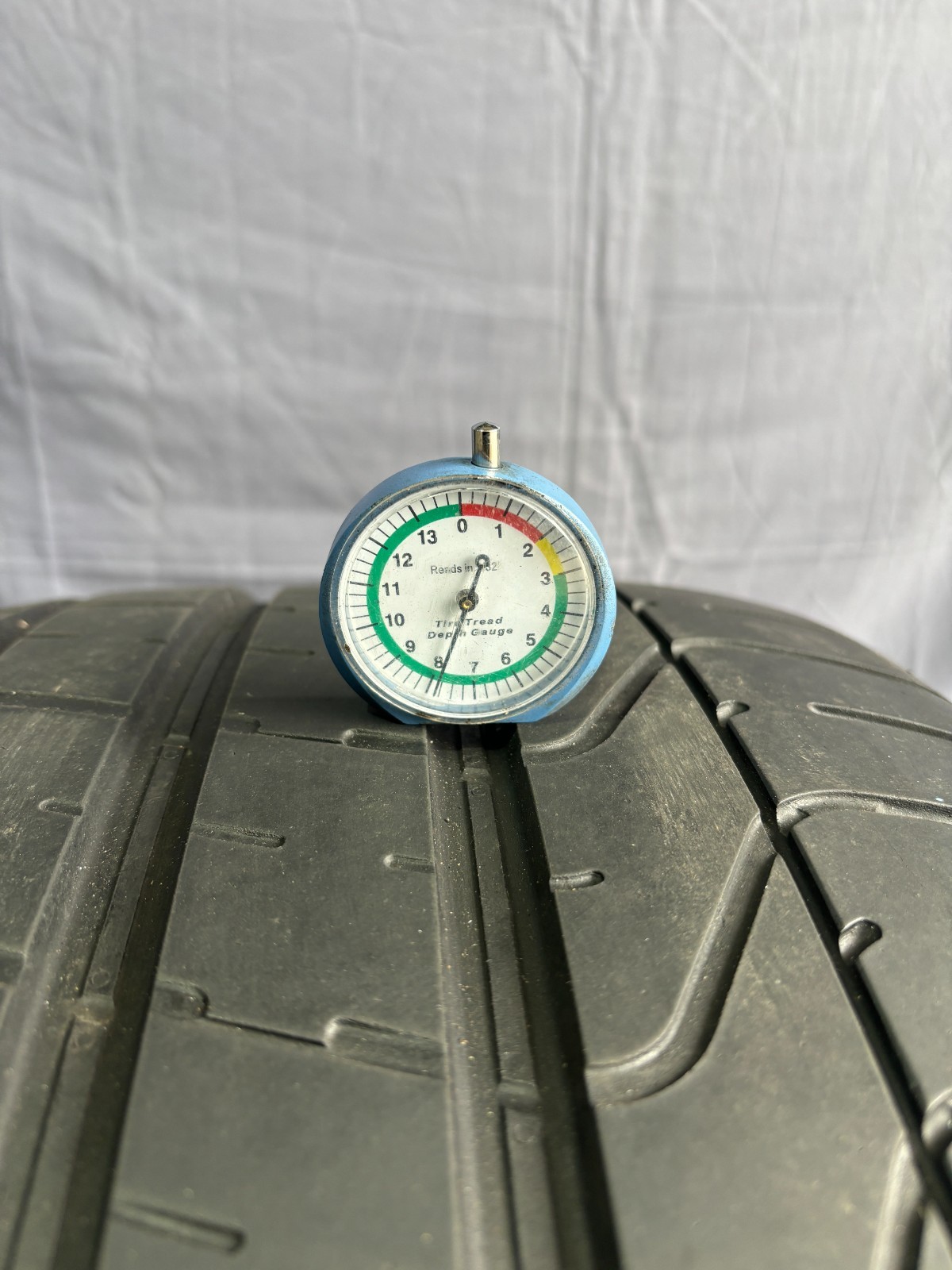 295/35ZR20 1(One) Pirelli P Zero N1 105Y – 8/32″ 2953520 High Tread