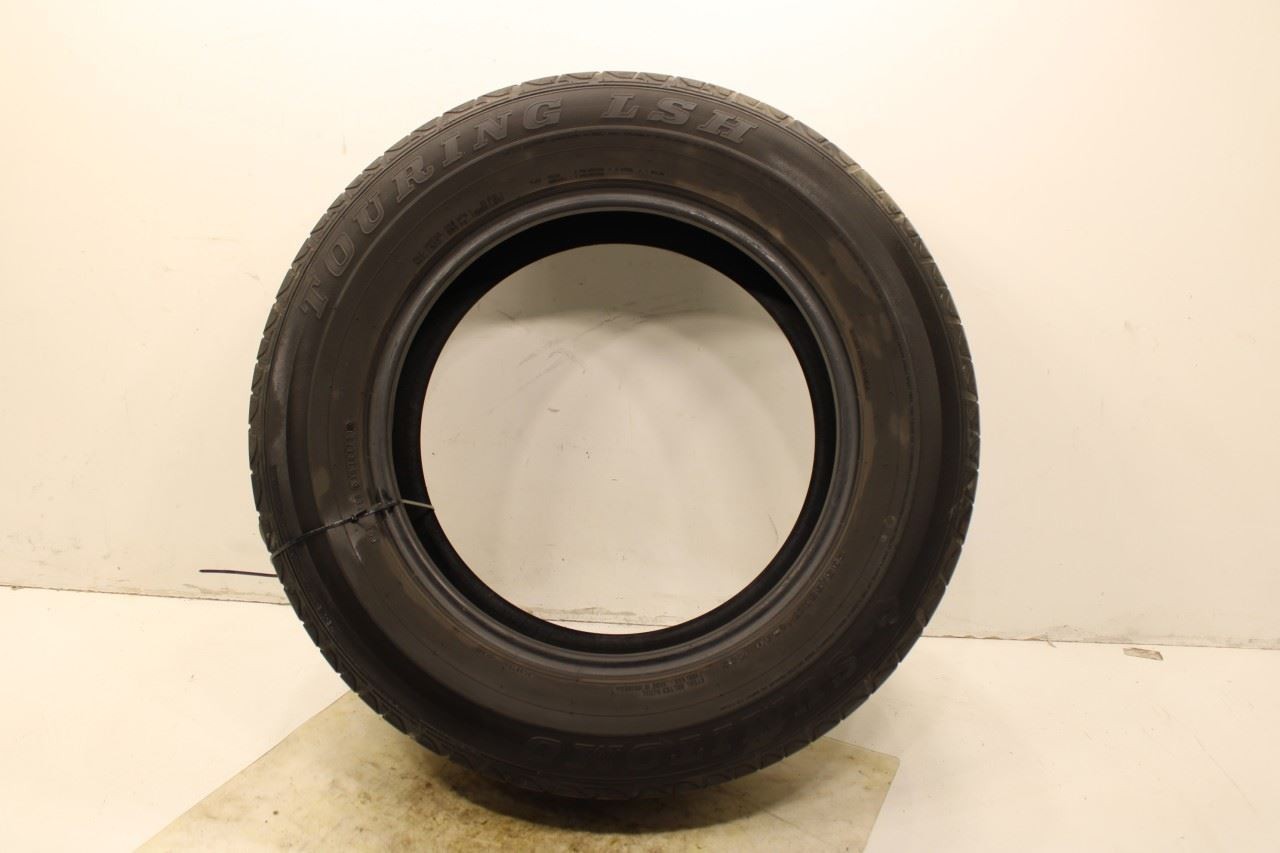 2021 Tire Sumitomo Touring LSH 235/65R17 104H R66809