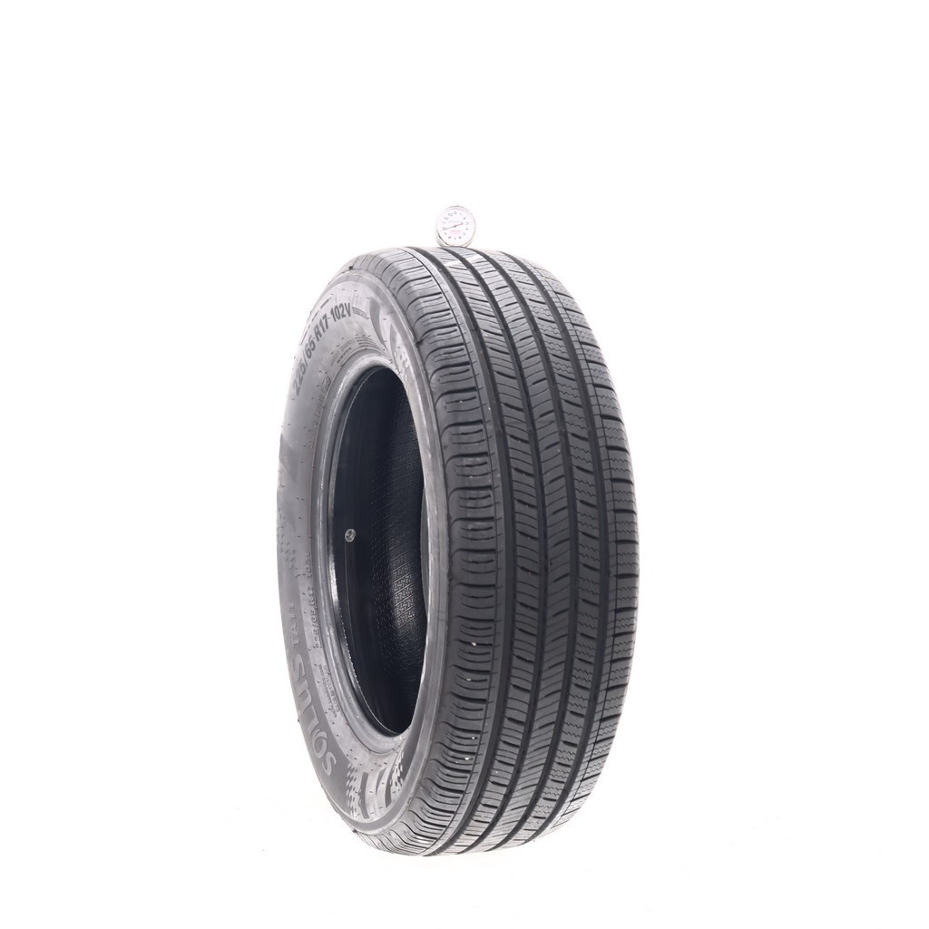 Set of (4) Used 225/65R17 Kumho Solus TA11 102V – 8.5-10/32
