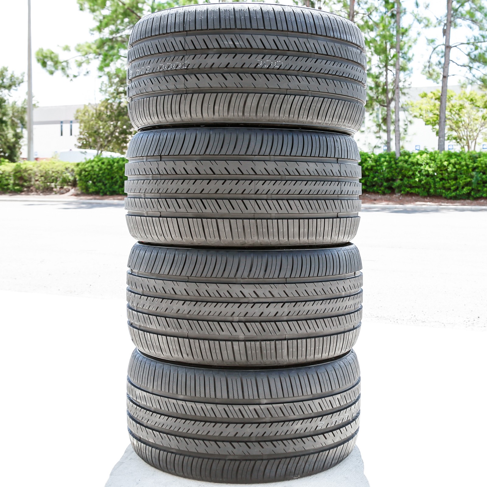 2 Tires 275/35R18 Atlas Tire Force UHP AS A/S High Performance 95Y