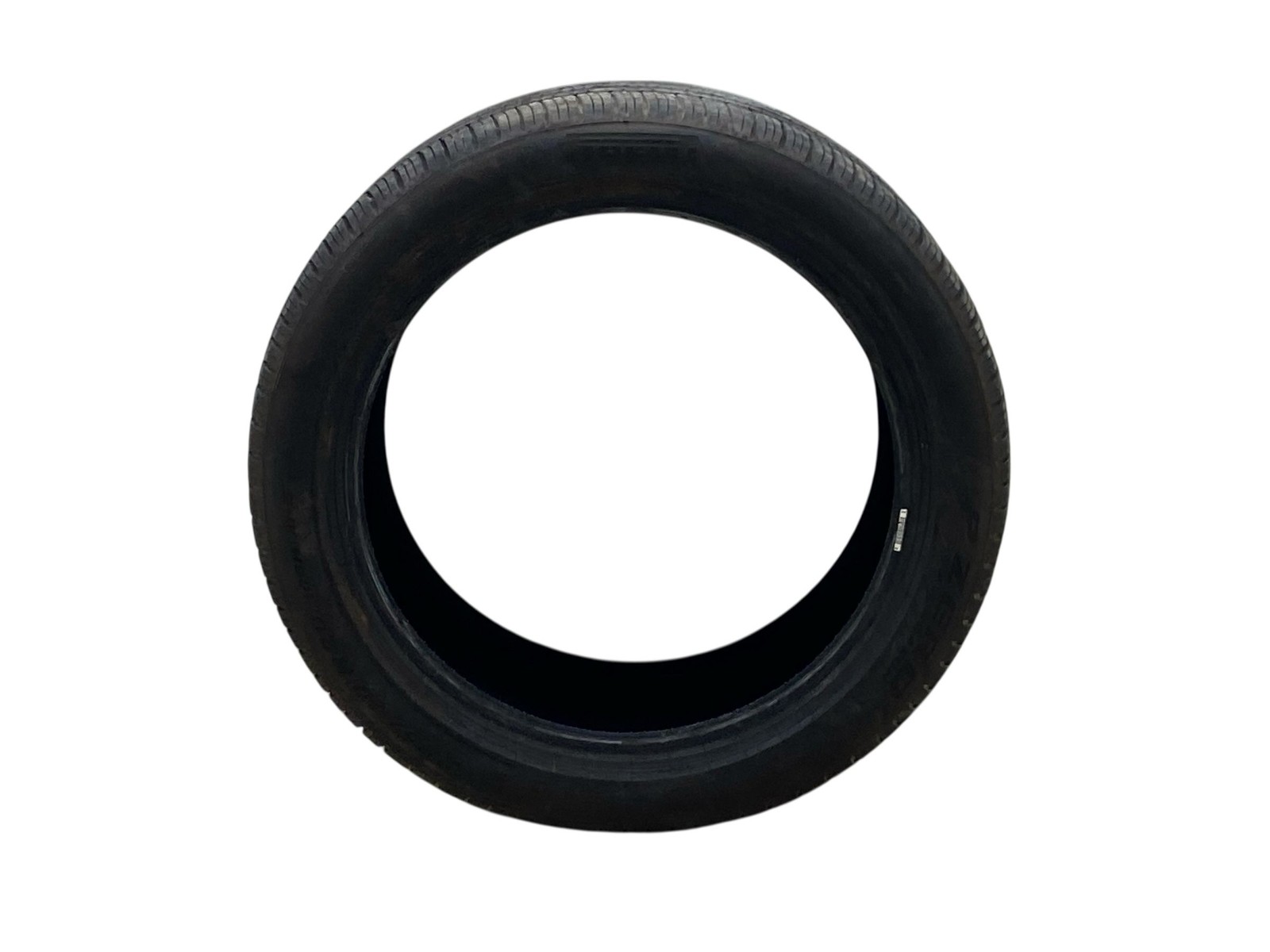 Pirelli P Zero All Season 285/40R20 TIre 8/32nds Tread Depth Datecode 2724