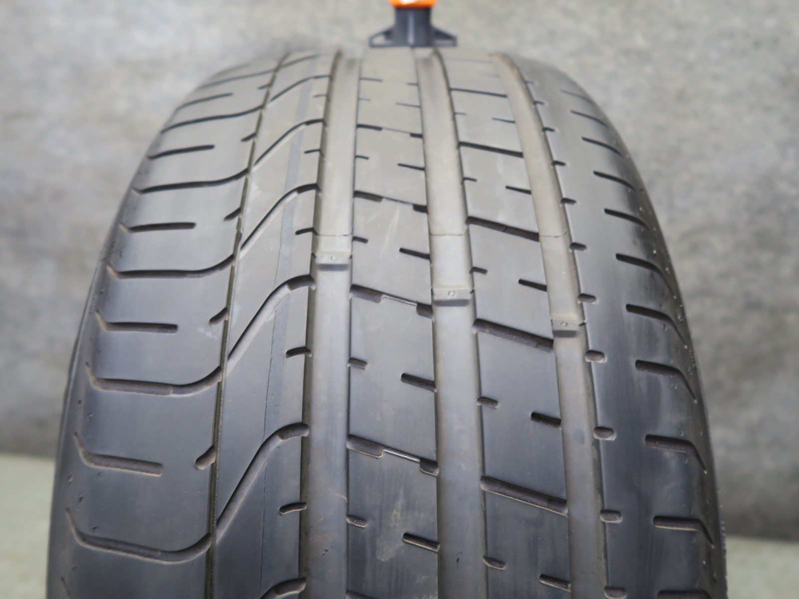 PIRELLI PZERO SUMMER TIRE 255/30 ZR20 92Y 0423 7/32 TREAD