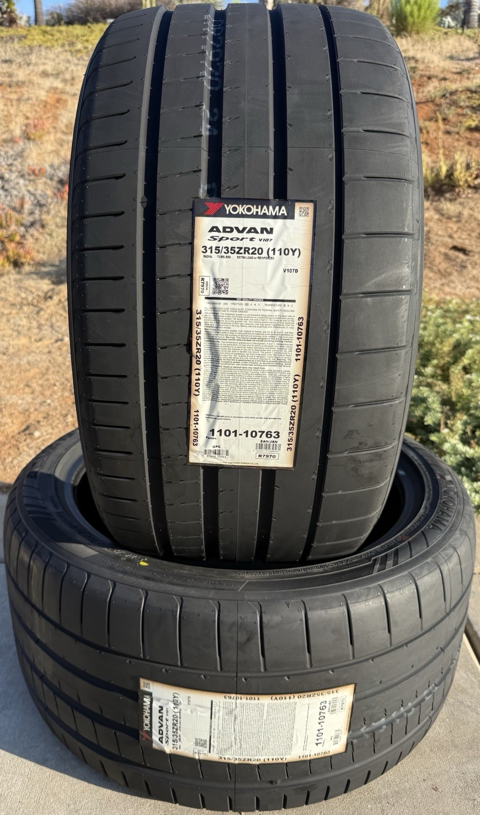 Set of TWO BRAND NEW 315/35ZR20 110Y Yokohama ADVAN Sport V107 Tires 3153520