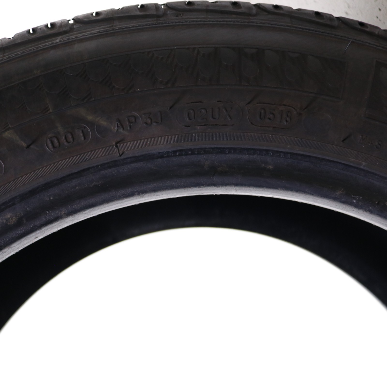 Set of 2 Used 235/55R18 Michelin Premier A/S – 100V – 6/32 No Repairs
