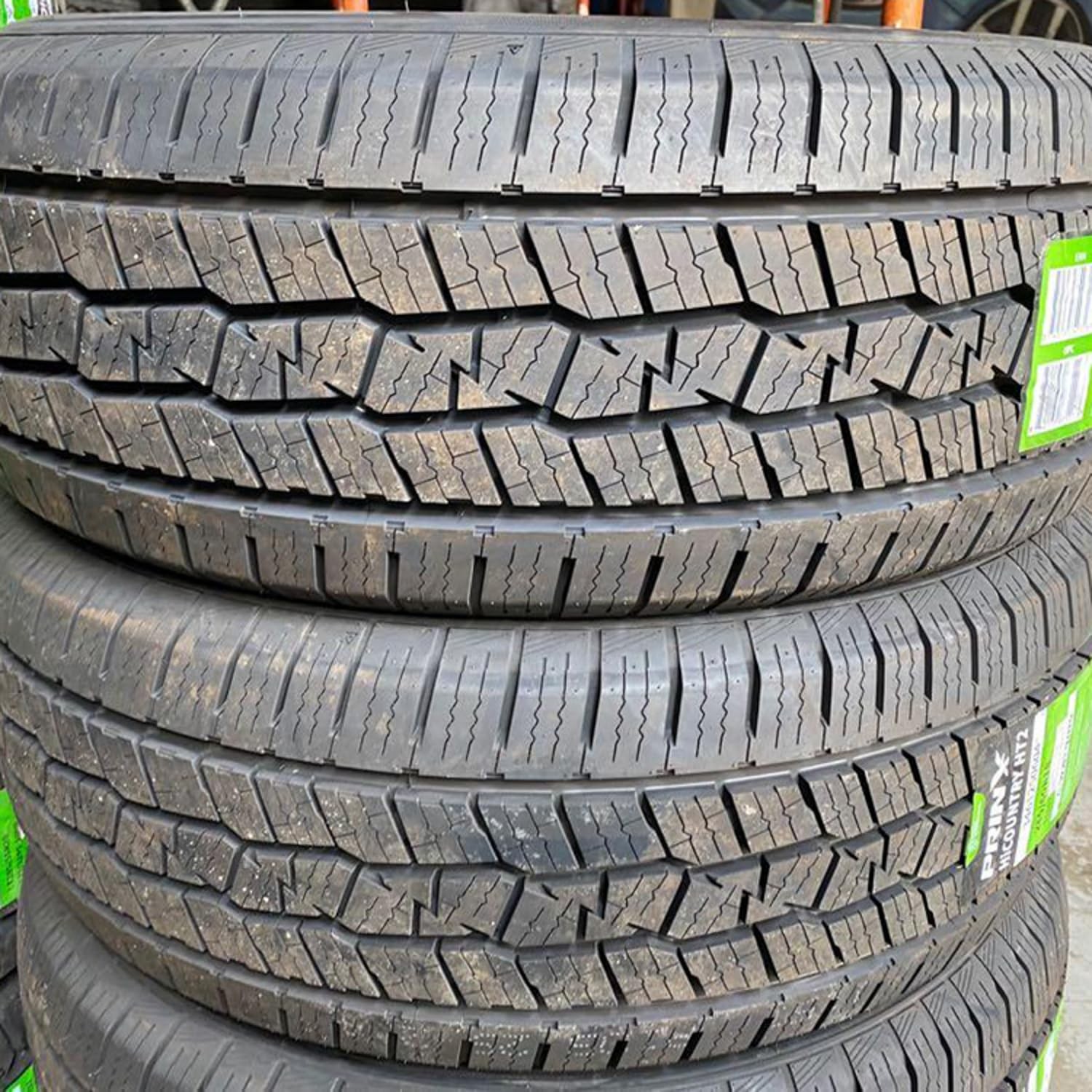 Prinx HiCountry HT2 Highway P255/70R18 113T SUV/Crossover Tire