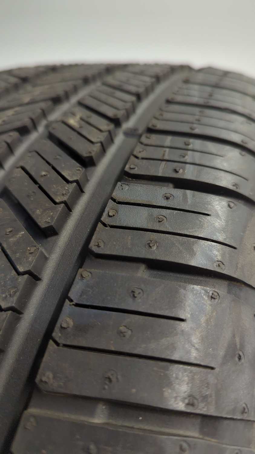 New Porsche OEM Goodyear Eagle LS2 Tire 235/50R19 110V