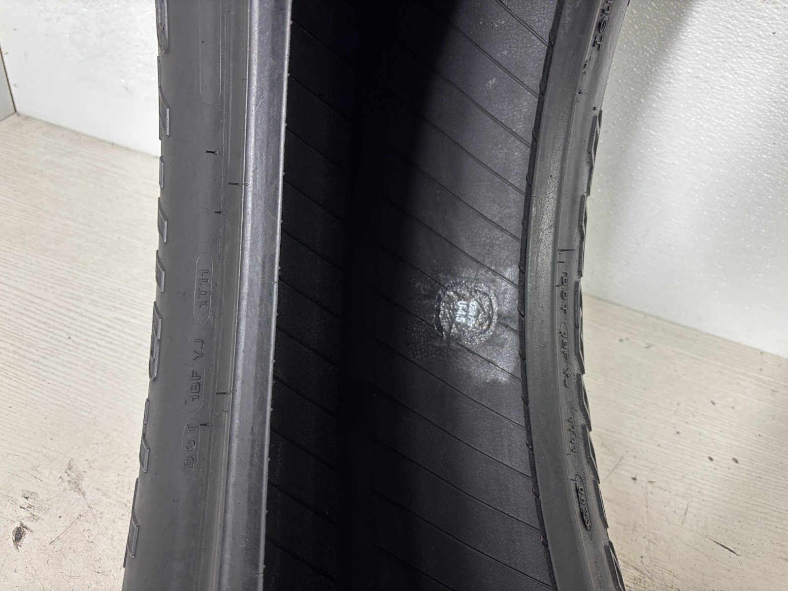 1 Tire 275 65 18 Bfgoodrich Trail Terrain T/A (12.00/32 Tread Left) 116T