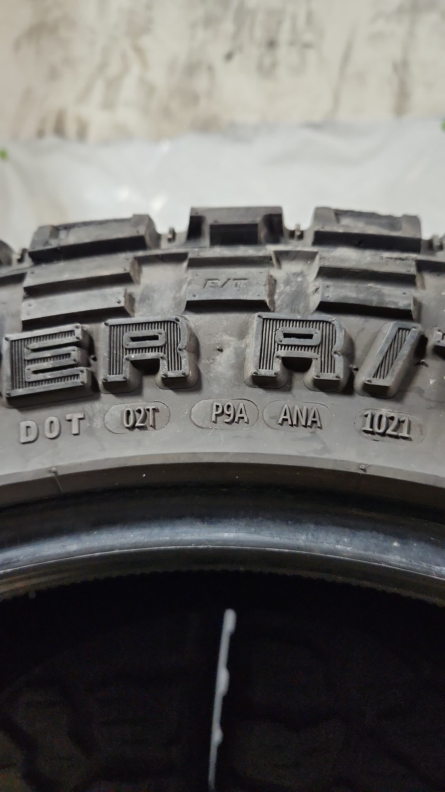Set of 4 – 275/55R20 Kenda Klever R/T – Used Tires