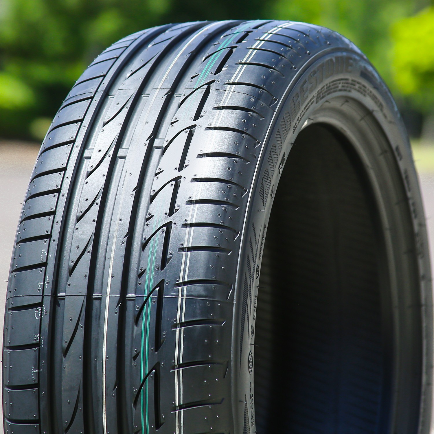 2 Tires Bridgestone Potenza S001 RFT 275/40R19 101Y (BMW) Performance Run Flat