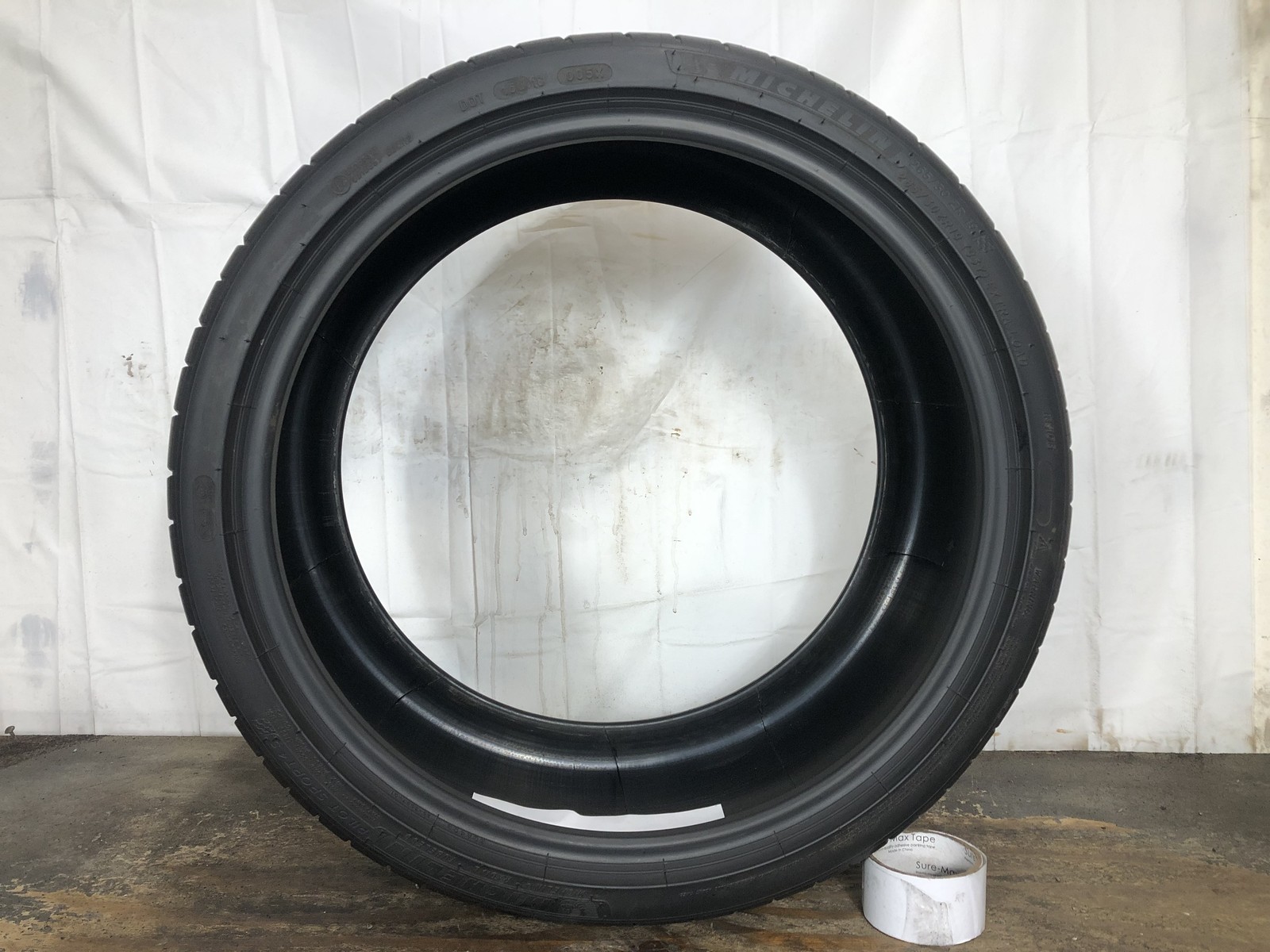 [1] Michelin Pilot Sport 4S P265/30ZR19 265 30 19 Tire – Driven Once