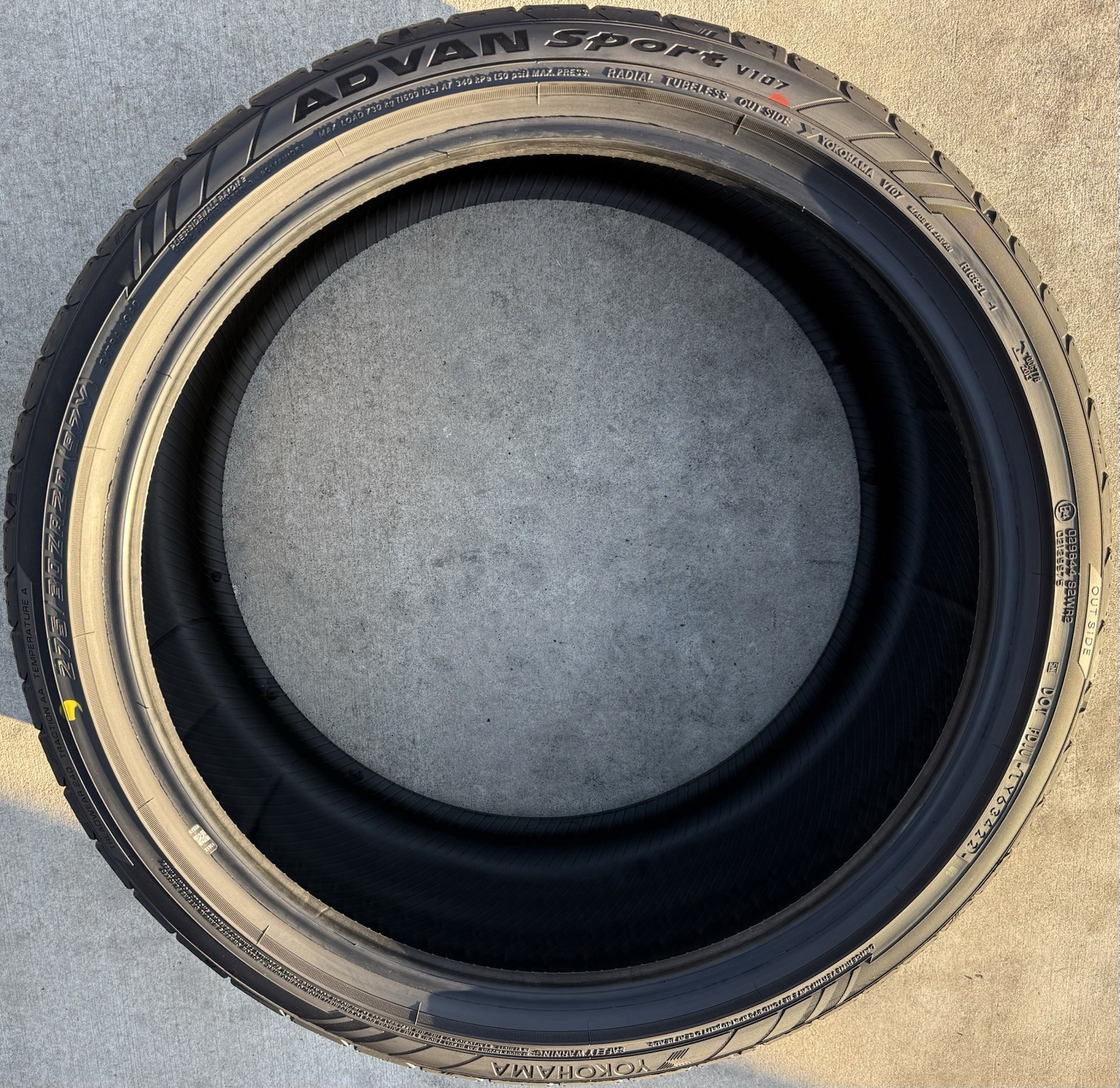 Set of TWO BRAND NEW 275/30ZR20 (97Y) Yokohama ADVAN Sport V107 Tires 2753020