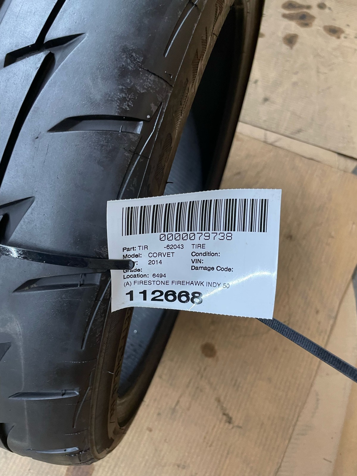 (A) FIRESTONE FIREHAWK INDY 500 295/30R20 93W 7/NDS DOT 1323