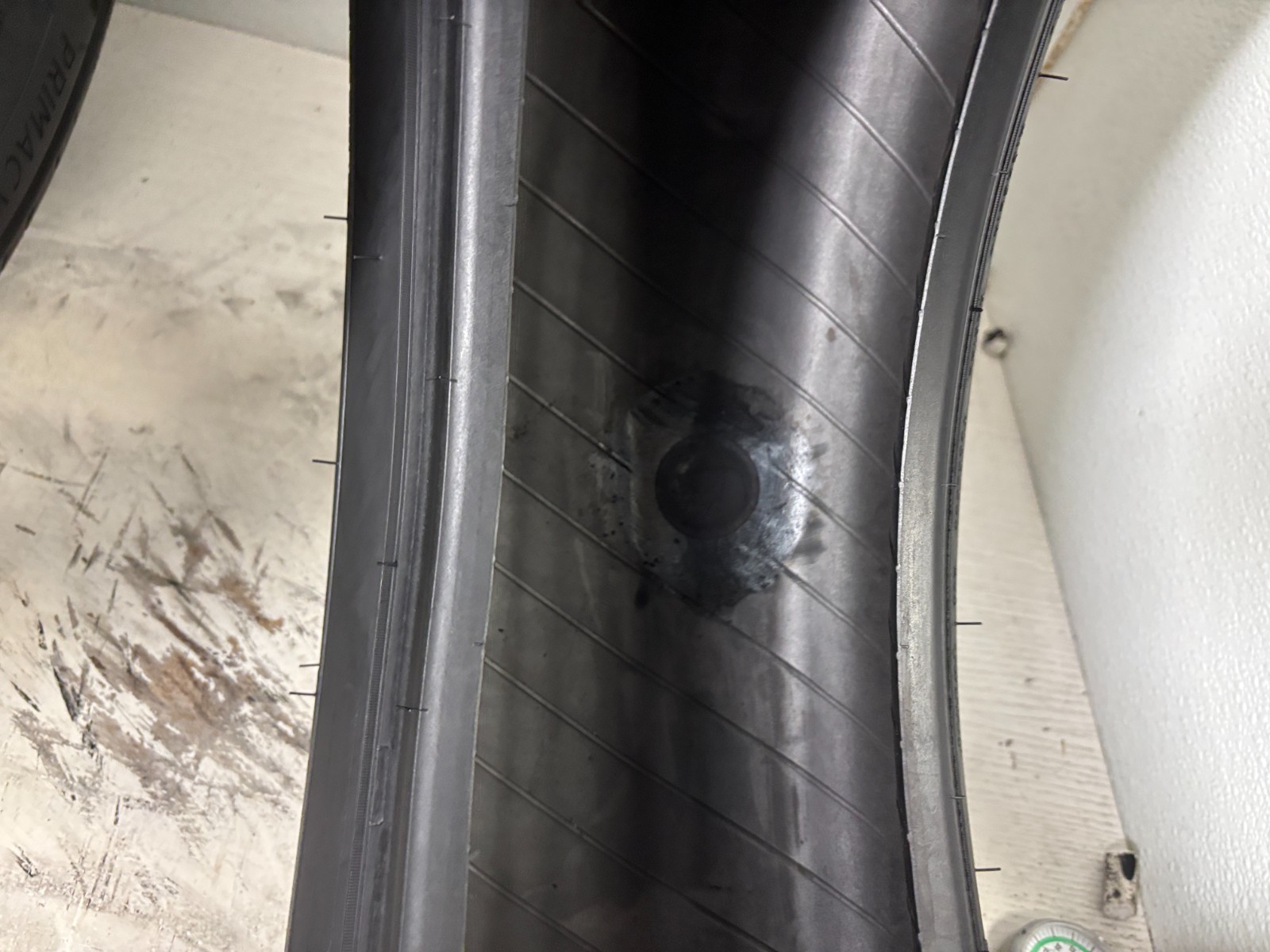NO SHIPPING ONLY LOCAL PICK UP Set 4 Tires 215 65 17 Michelin Primacy A/S