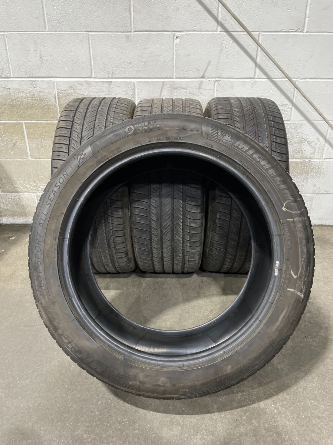 4x P275/45R21 Michelin Pilot Sport A/S 4 7/32 110 Y Used Tires 2754521