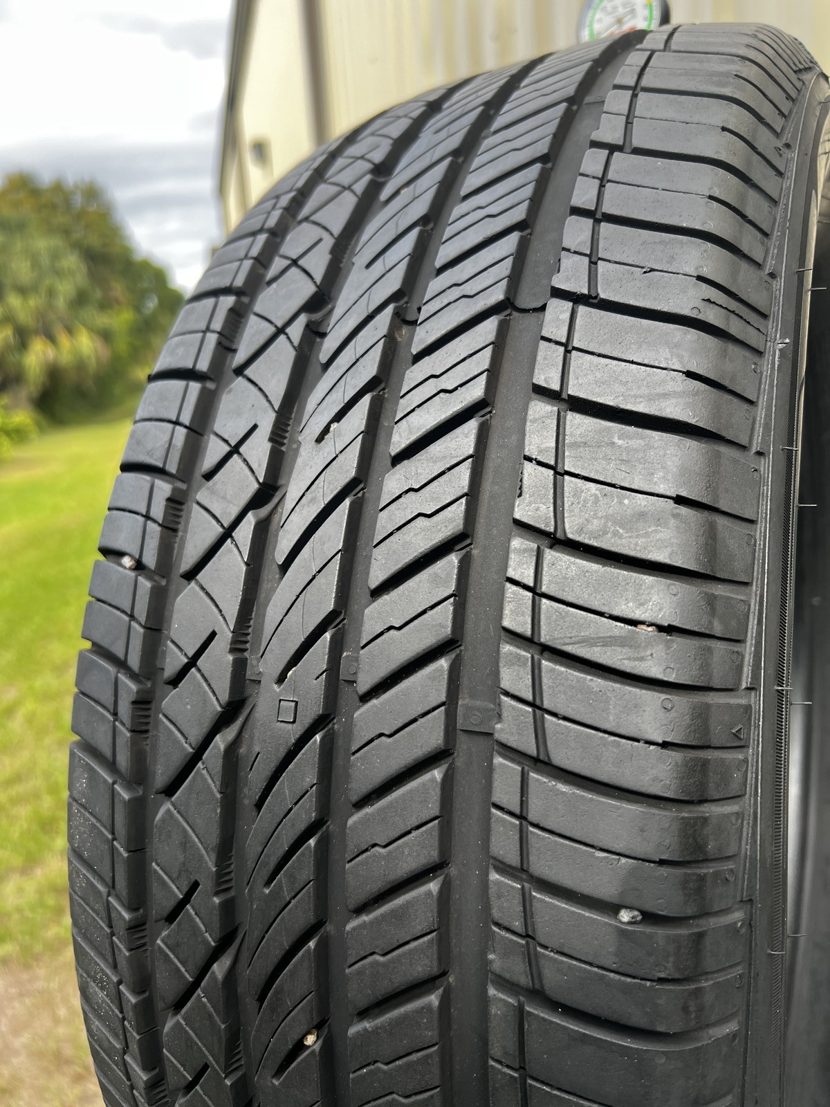 1 Tire Cooper ProControl 235/60R18 107V DOT.0124 9.75/32 NO Patch