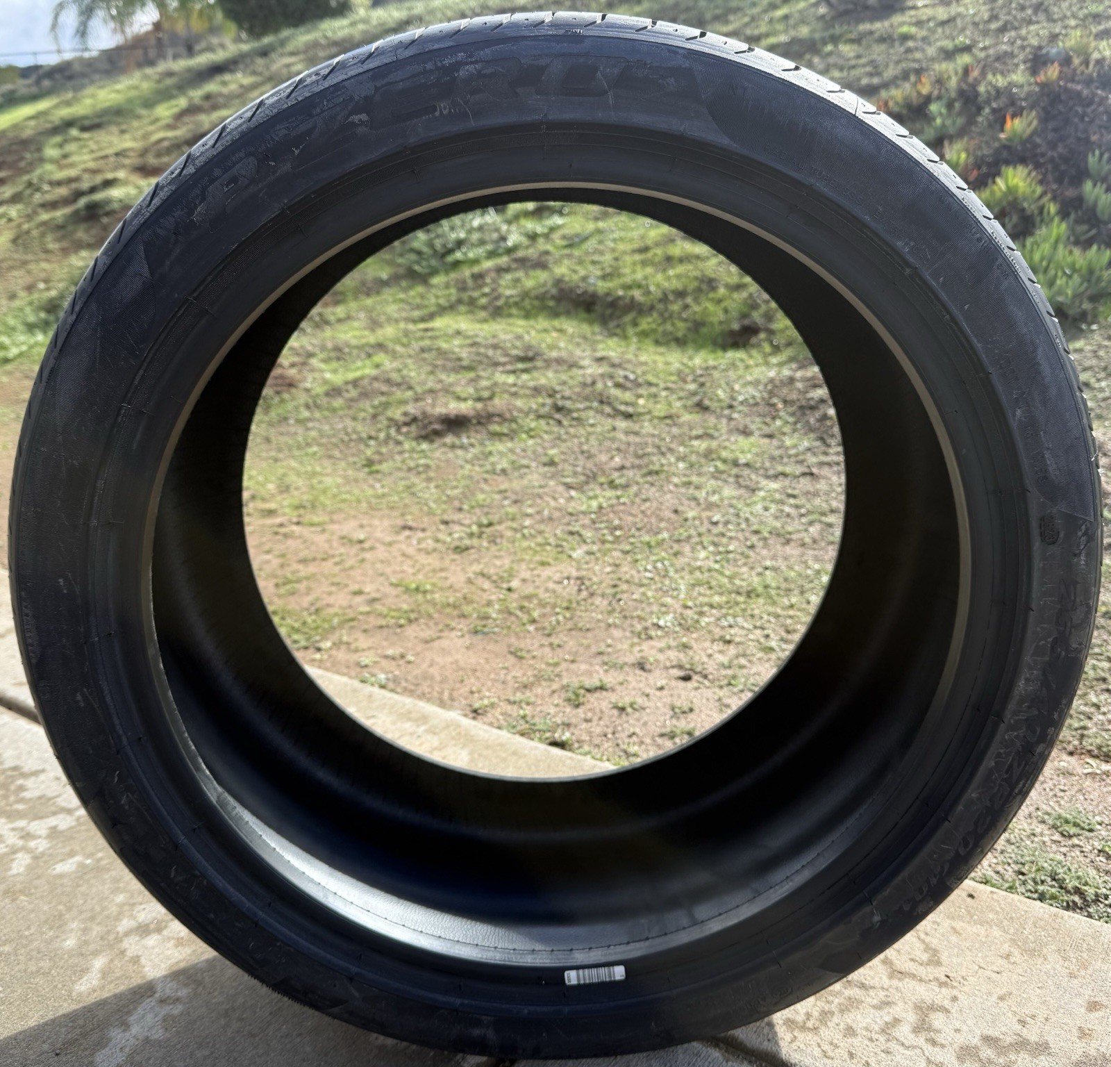 Set of TWO BRAND NEW 255/40ZR20 (101Y) Pirelli P Zero N1 Tires 2554020
