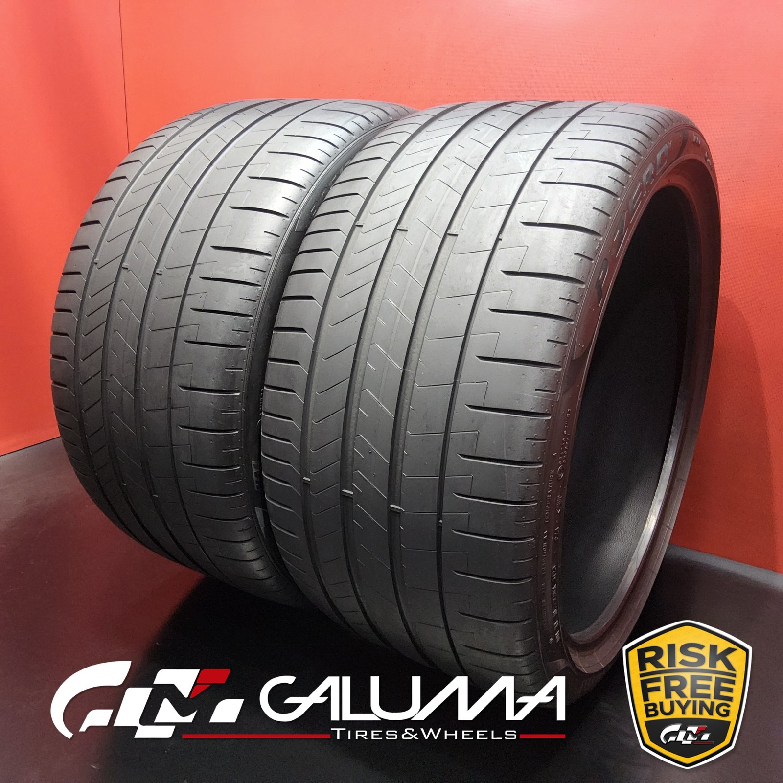 Set of 2 Tires LikeNEW Pirelli P Zero PZ4 NA1 305/30ZR21 305/30/21 3053021 92284