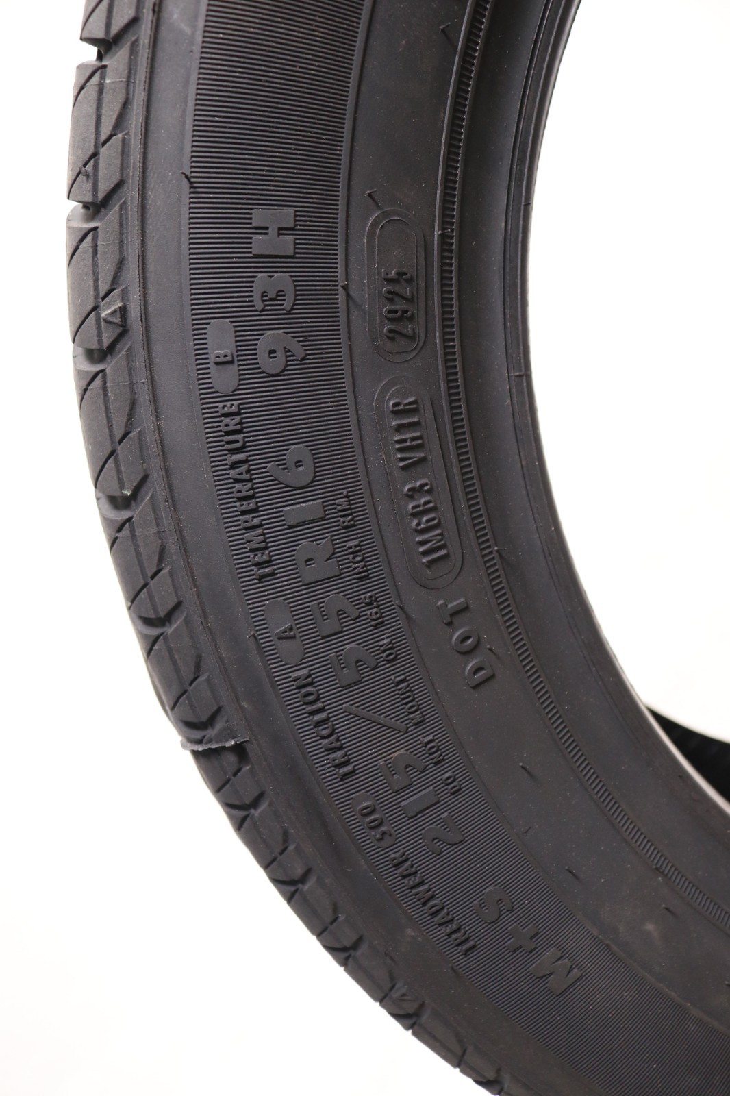 Set of 4 New 215/55R16 Douglas Touring A/S – 93H – 8.5/32