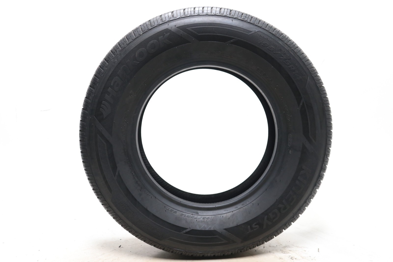 Set of 2 Take Off 195/75R14 Hankook Kinergy ST – 92T – 8.5/32 No Repairs