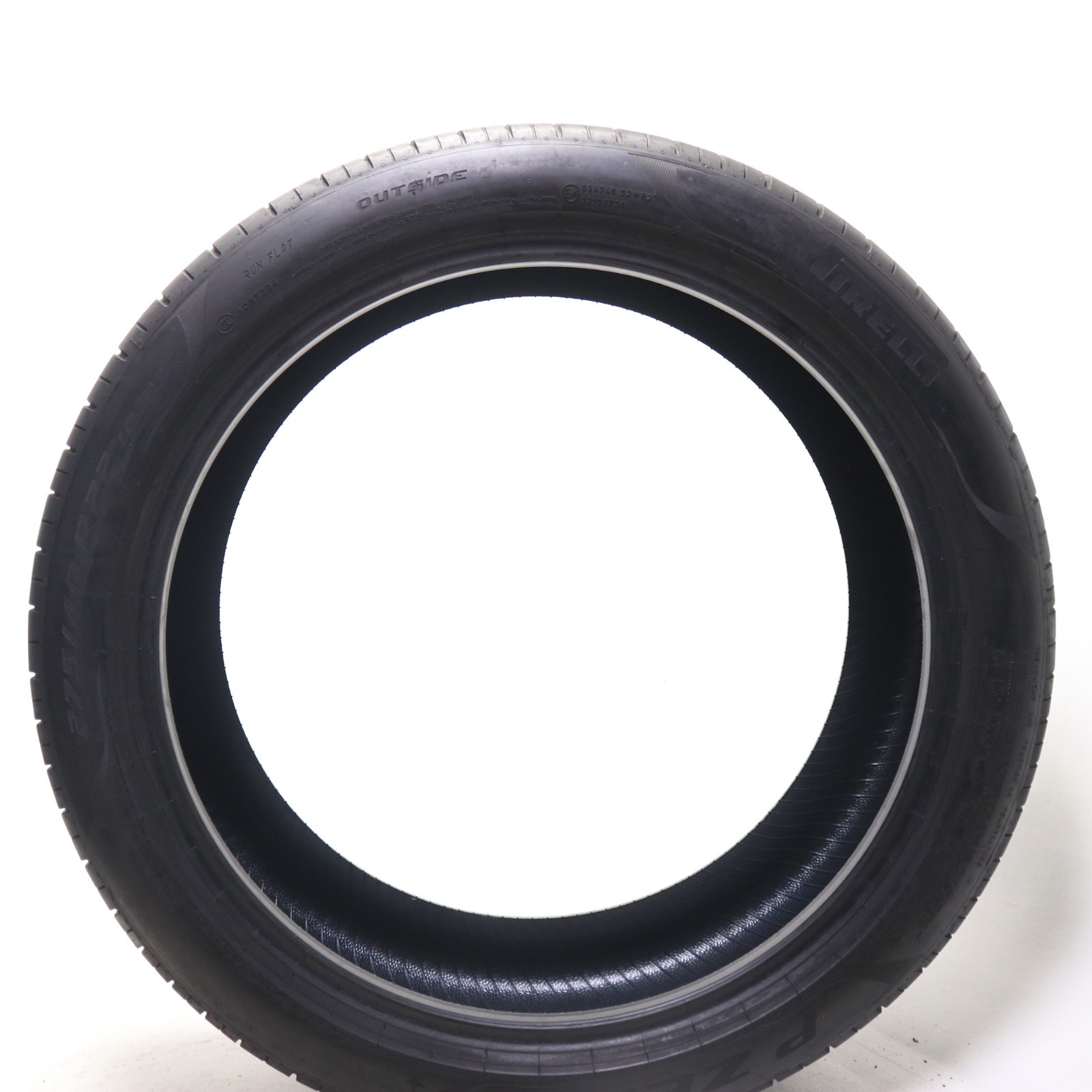Used 275/40R22 Pirelli P Zero PZ4 Run Flat – 107Y – 7.5/32 No Repairs