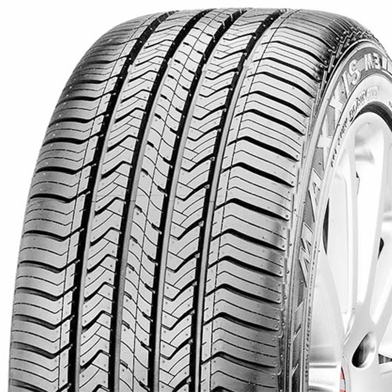 MAXXIS Bravo HP M3 P215/55R17 94V High Performance Tire