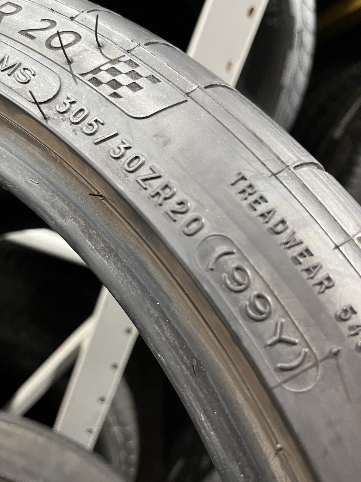1 Tire Michelin Pilot Sport All Season 4 ZP 305/30ZR20 99Y DOT.0723 6/32