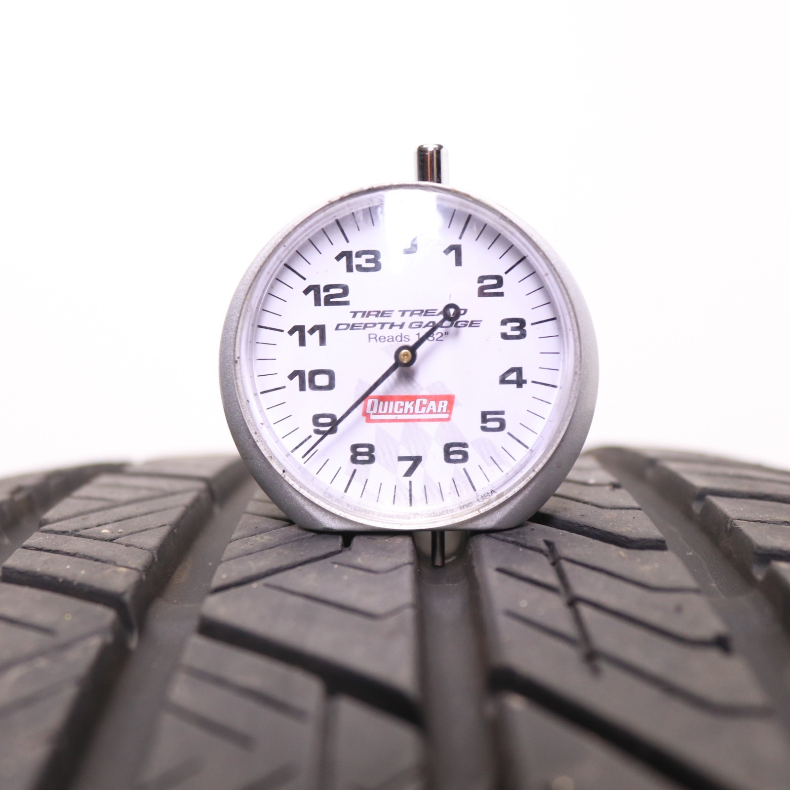 Set of 2 Used 235/50ZR18 Road Hugger GTZ – 101W – 8.5/32