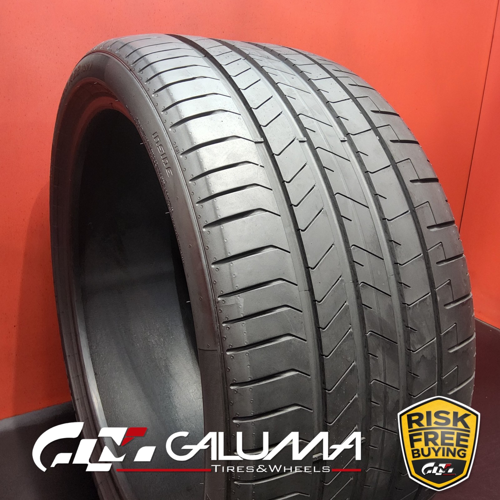 1 (One) Tire LikeNEW Pirelli P Zero PZ4 315/30R22 315/30/22 3153022 XL #88930