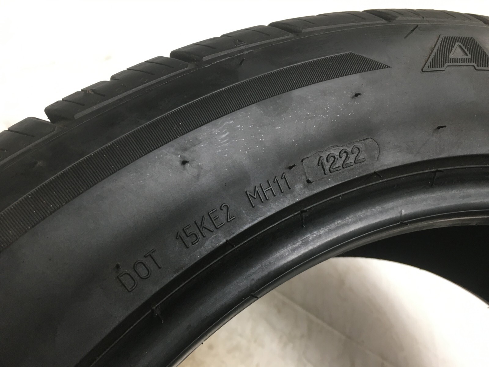 [1] BFGoodrich Advantage Control All Season 215 55 18 Tire 10.25-10.75/32