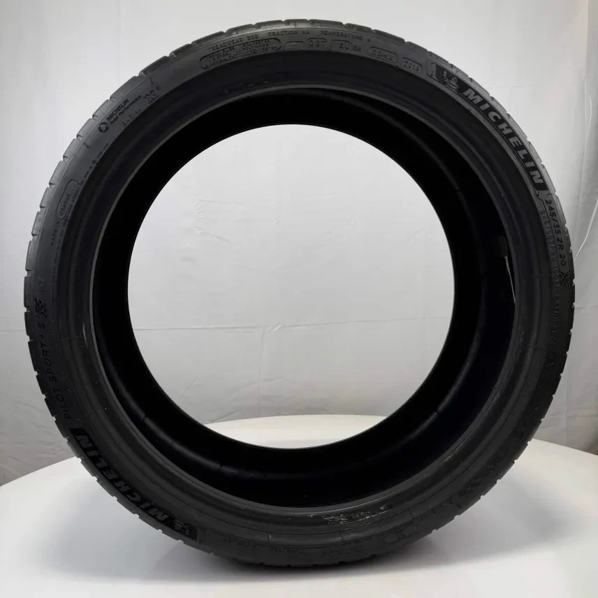 Used 245/35ZR20 Michelin Pilot Sport 4 S K1 95Y 8/32 (DOT 18)
