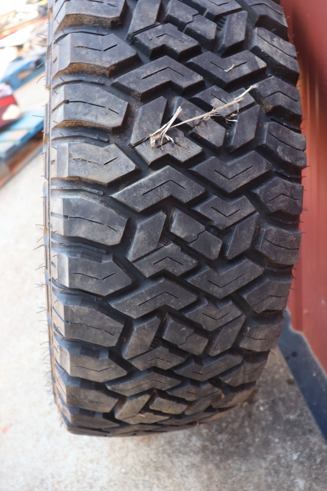 TIRE FURY COUNTRY HUNTER R/T 37X12.50 R20 LT 20″ 126Q