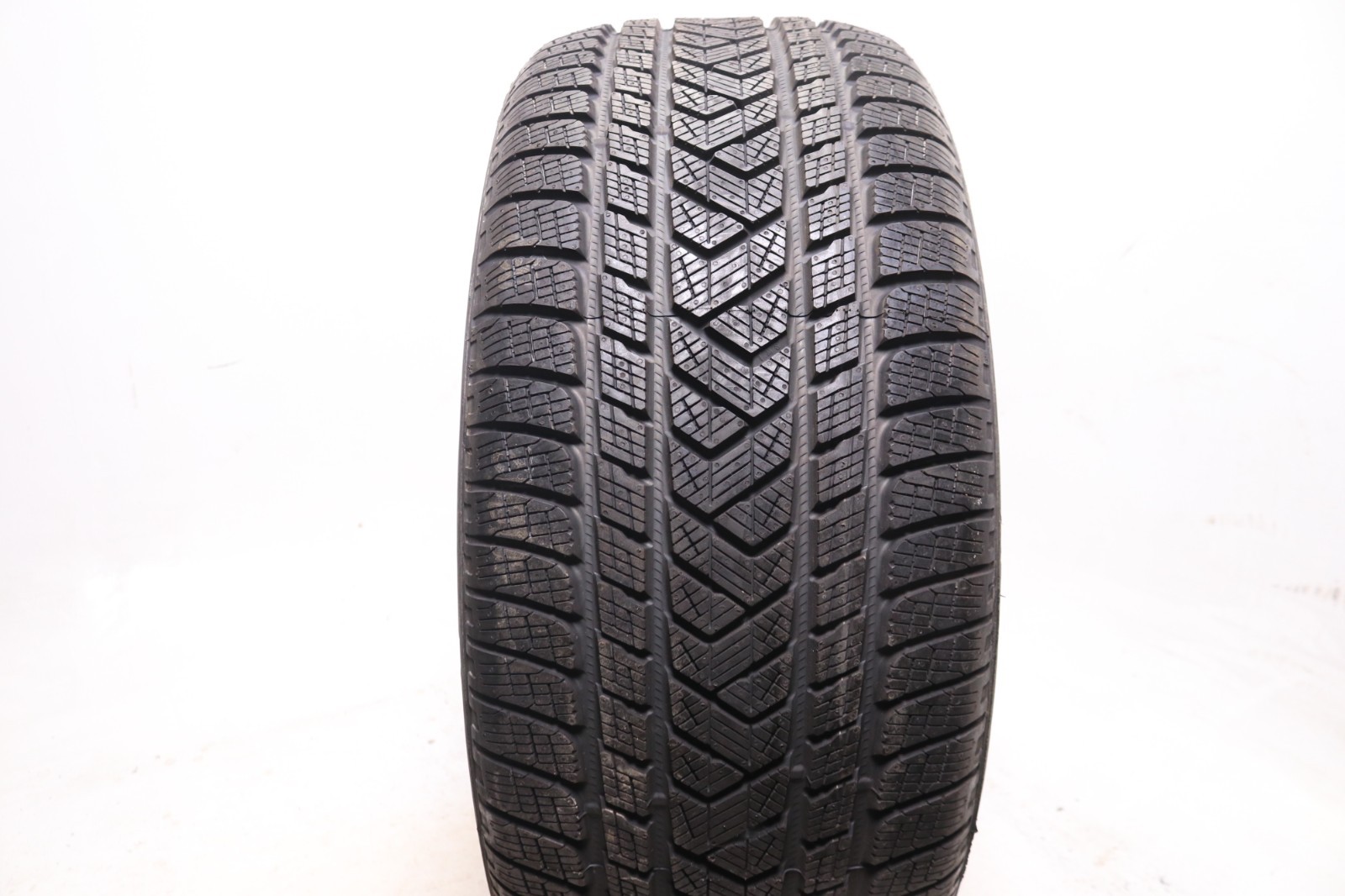 Set of 4 New 275/45R20 Pirelli Scorpion Winter MO – 110V – 9.5/32